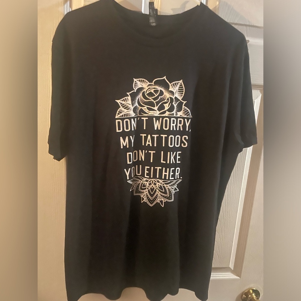 Womens Xl tattoo tshirt